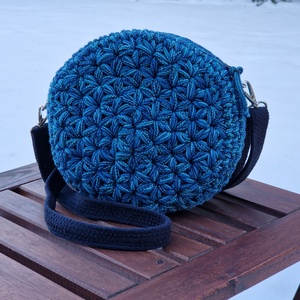 Horgolt kis crossbody körtáska - Meska.hu