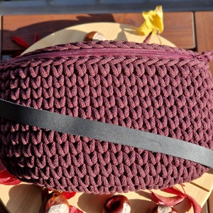 Horgolt övtáska és crossbody táska - táska & tok - kézitáska & válltáska - vállon átvethető táska - Meska.hu