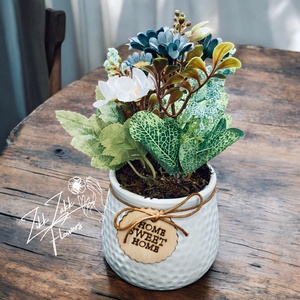 Otthon édes otthon virágkompozíció - otthon & életmód - dekoráció - virágdísz és tartó - cserép & kaspó - Meska.hu