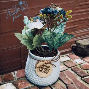 Otthon édes otthon virágkompozíció - otthon & életmód - dekoráció - virágdísz és tartó - cserép & kaspó - Meska.hu