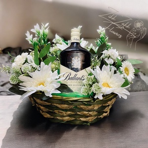 Virágos Ital Kosár( 1l Ballantines whisky) - otthon & életmód - dekoráció - virágdísz és tartó - csokor & virágdísz - Meska.hu