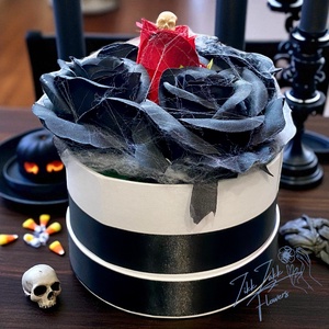 Fekete rózsás Halloween doboz - Meska.hu