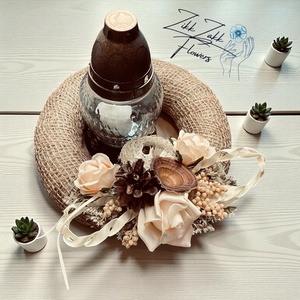 Bézs Rózsás Mécses koszorú  Natúr Színekben - otthon & életmód - vallás - temetkezési tárgy - temetői gyertyák, mécsesek - Meska.hu