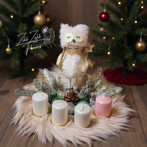 Adventi Koszorú  Téli Angyalka és Pasztell Gyertyák Díszítéssel - karácsony - adventi díszek - adventi asztaldísz - Meska.hu