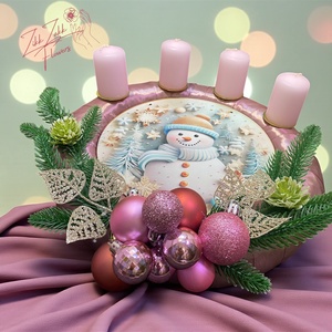 Adventi koszorú  Rózsaszín Hóemberes (4 rózsaszín gyertyával) - karácsony - adventi díszek - adventi koszorú - Meska.hu
