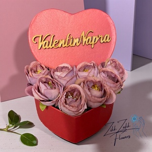 Szív doboz � púder-lila rózsákkal - otthon & életmód - virágdekoráció - virágok - virágbox - Meska.hu