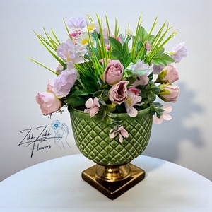 Zöld kaspós tavaszi kompozíció - otthon & életmód - virágdekoráció - virágdíszek - asztali virágdísz - Meska.hu