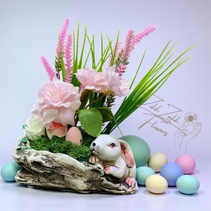 Húsvéti Nyuszi Virágkompozíció � Faág Kaspóban - Meska.hu