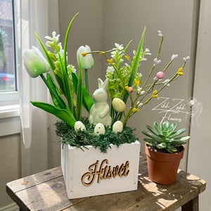 Húsvéti Tulipános Virágkompozíció Fa Dobozban - ünnepi díszek, dekorációk - húsvéti díszek és dekorációk - húsvéti asztaldíszek - Meska.hu