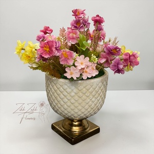 Krém Talpas Tavaszi Virágkompozíció - Meska.hu