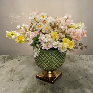 Zöld Talpas Tavaszi Virágkompozíció - Meska.hu