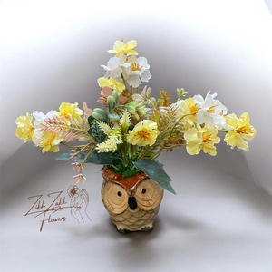 Sárga virág kompozíció bagoly kaspóban - otthon & életmód - dekoráció - asztal és polc dekoráció - asztaldísz - Meska.hu