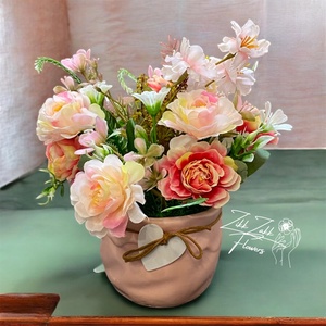 Pasztell rózsás örök virág kompozíció kaspóban - otthon & életmód - dekoráció - asztal és polc dekoráció - asztaldísz - Meska.hu