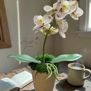 Örök orchidea kompozíció pöttyös virágokkal � bézs kaspóban - otthon & életmód - virágdekoráció - virágdíszek - asztali virágdísz - Meska.hu
