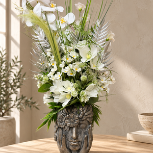 FEHÉR ORCHIDEÁS ÖRÖK VIRÁGKOMPOZÍCIÓ ANTIKOLT NŐI FEJ KASPÓBAN � 80 � 35 CM, Otthon & Életmód, Dekoráció, Asztal és polc dekoráció, Asztaldísz, , MESKA