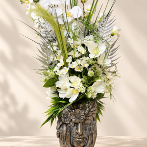 FEHÉR ORCHIDEÁS ÖRÖK VIRÁGKOMPOZÍCIÓ ANTIKOLT NŐI FEJ KASPÓBAN � 80 � 35 CM - otthon & életmód - dekoráció - asztal és polc dekoráció - asztaldísz - Meska.hu