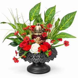 Piros�fehér rózsás sírdísz fekete csipkés talpas tálban, angyalos mécsessel � kb. 35 � 45 cm - Meska.hu