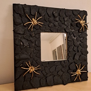 A sötétség örzői � Egyedi Kézműves Tükör - Meska.hu