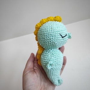 Horgolt csikóhal  - játék & sport - plüssállat & játékfigura - más figura - Meska.hu