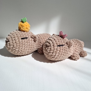 Horgolt capybara pár, Játék & Sport, Plüssállat & Játékfigura, Más figura, Horgolás, MESKA