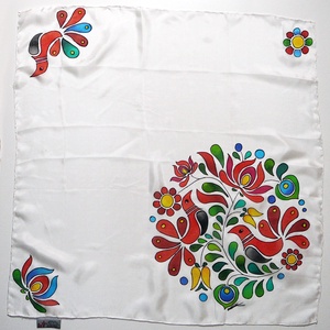 Kézzel festett SELYEMKENDŐ, népi motívum, virág, madár, színes, fekete, fehér_35 -  - Meska.hu