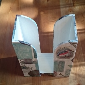 Vintage zsepkendőtartó, mintás asztali zsebkendőtartó szalvéta technikával díszítve, asztaldísz, asztaldekoráció - otthon & életmód - tárolás & rendszerezés - zsebkendőtartó - Meska.hu