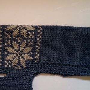 Norvég mintás kuytapulcsi - otthon & életmód - kisállatoknak - kutyáknak - kutya ruházat - Meska.hu