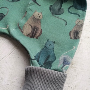 Macskás kisnadrág babáknak - unisex - ruha & divat - babaruha & gyerekruha - nadrág - Meska.hu
