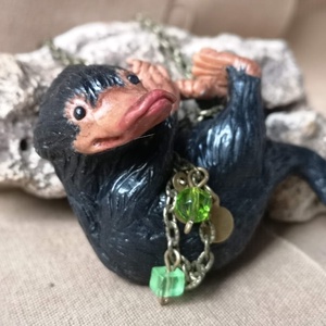 Furkász nyaklánc (Harry Potter) -  - Meska.hu
