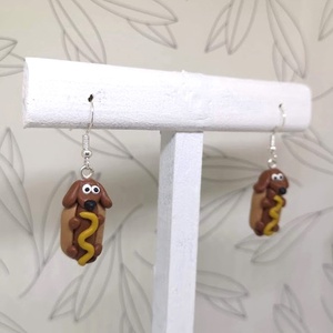Cuki Hot Dog fülbevaló süthető gyurmából  - ékszer - fülbevaló - lógó fülbevaló - Meska.hu
