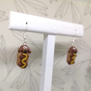 Cuki Hot Dog fülbevaló süthető gyurmából  - Meska.hu