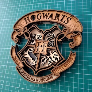Harry Potter  Roxfort címeres falidísz  - otthon & életmód - dekoráció - dísztárgy - Meska.hu