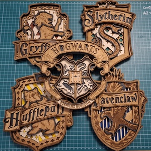 Harry Potter  Címeres falidísz  - Meska.hu