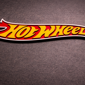 Hotwheels felirat - otthon & életmód - dekoráció - asztal és polc dekoráció - asztaldísz - Meska.hu