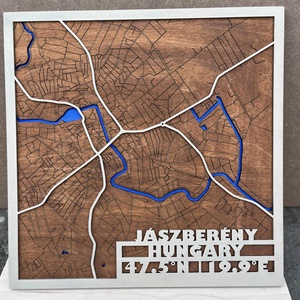 Egyedi várostérkép falidísz, Otthon & Életmód, Dekoráció, Fali és függő dekoráció, Falra akasztható dekor, Famegmunkálás, MESKA