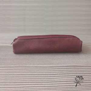 Bordó bőrből készült tolltartó - otthon & életmód - papír, írószer - tolltartó & ceruzatekercs - Meska.hu