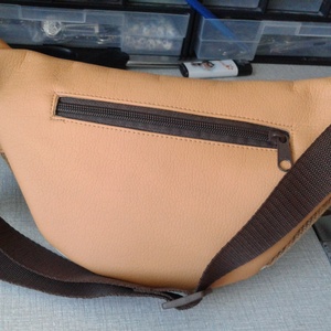 Lovas  övtáska -  - Meska.hu