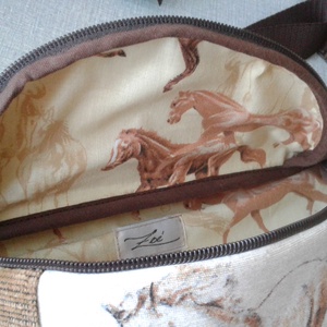 Lovas  övtáska -  - Meska.hu