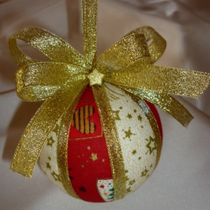 Karácsonyi mintás textillel bevont  hungarocell gömb (piros karácsonyi mintás-beige arany csillagos) -  - Meska.hu