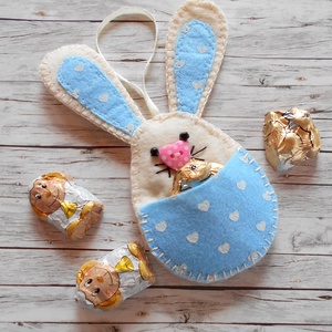 Zsebes nyuszi barkácsfilcből (világoskék-szivecskés) - otthon & életmód - dekoráció - fali és függő dekoráció - függődísz - Meska.hu