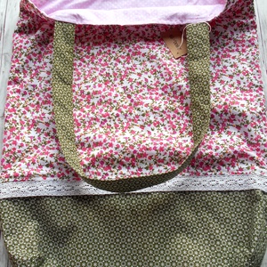 Fehér alapon pink apró rózsás bevásárló táska/szatyor pamutcsipkével  - táska & tok - bevásárlás & shopper táska - shopper, textiltáska, szatyor - Meska.hu