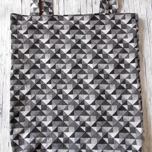 Geometriai mintás táska/szatyor (szürke-fekete), Táska & Tok, Bevásárlás & Shopper táska, Shopper, textiltáska, szatyor, Varrás, MESKA