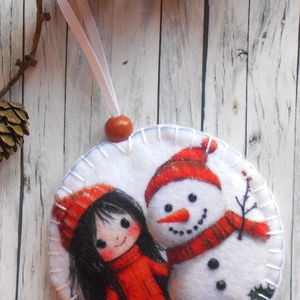 Kislány hóemberrel 4.kör alakú karácsonyfadísz , Karácsony, Karácsonyi lakásdekoráció, Karácsonyfadíszek, Varrás, MESKA