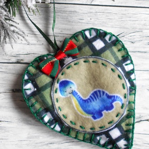 Dínókarácsony 7. kockás szív alakú karácsonyfadísz , Karácsony, Karácsonyi lakásdekoráció, Karácsonyfadíszek, Varrás, MESKA