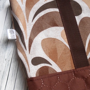 Nagyméretű gesztenyebarna natúr alapon barna-bege mintás válltáska - táska & tok - kézitáska & válltáska - nagy pakolós táska - Meska.hu