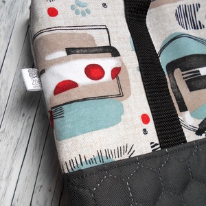 Nagyméretű grafitszürke, natúr alapon fekete-fehér, piros-fehér cicamintás válltáska - táska & tok - kézitáska & válltáska - nagy pakolós táska - Meska.hu