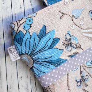 Beige alapon türkizkék virág-levél mintás válltáska - táska & tok - kézitáska & válltáska - válltáska - Meska.hu