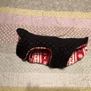 Kutyaruha mintás wellsoft béléssel fekete-mintás - otthon & életmód - kisállatoknak - kutyáknak - kutya ruházat - Meska.hu