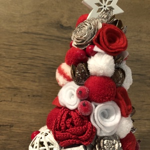 Dekoratív mini karácsonyfa piros-fehér - karácsony - karácsonyi lakásdekoráció - Meska.hu