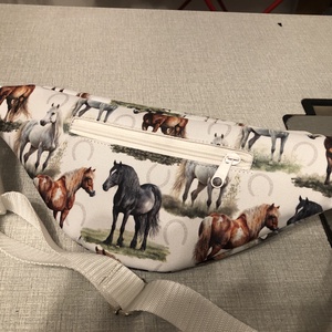 Lovas övtáska - táska & tok - övtáska - Meska.hu